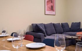 Super Zentral super schöner Altbau in Moabit Rostockerstraße im Herzen von Berlin für bis zu 6 Personen